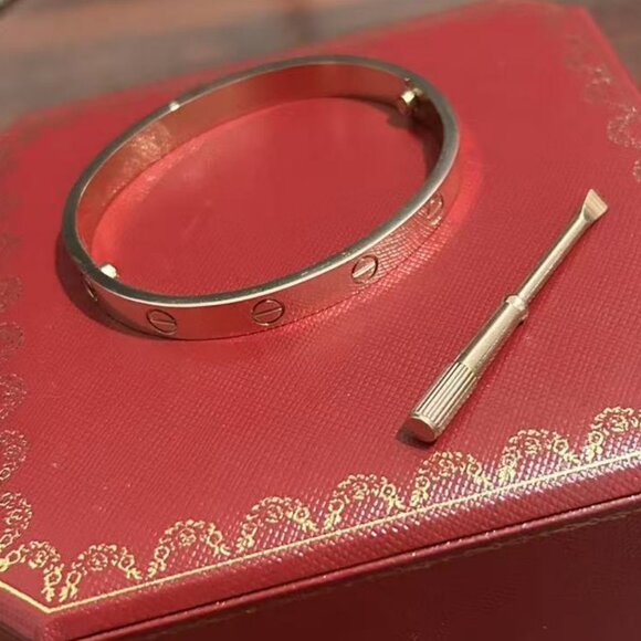 Cartier rose gold bracelet - Picture 2 of 6